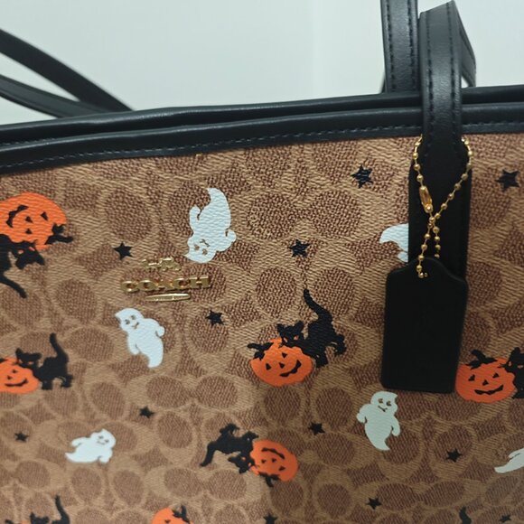 Coach Women's Shoulder Bag - Picture 2 of 6